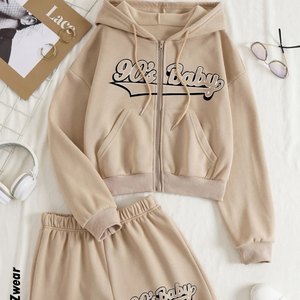 SHEIN size small cream color 90s baby outfit